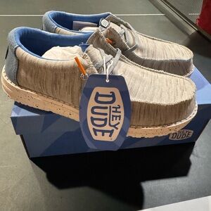 HEY DUDE Wally Jersey size 6 youth